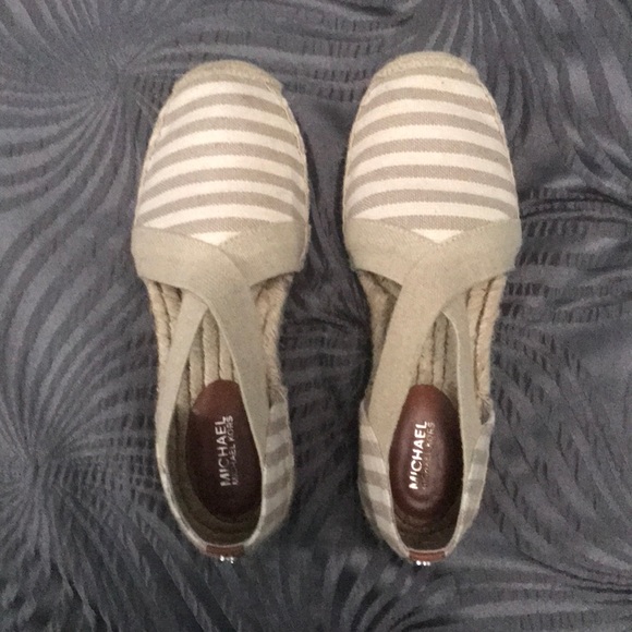 Michael Kors espadrille shoes - Picture 1 of 3